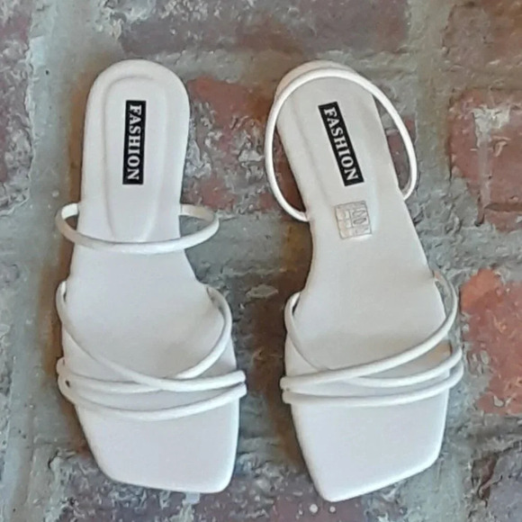 Strappy Cream Sandals NWOB - Picture 1 of 5
